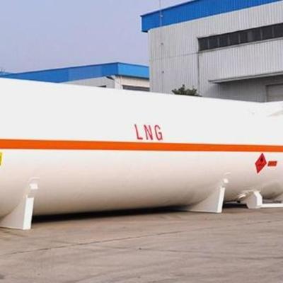 Tanque de almacenamiento de líquido criogénico de 50 m³ y 8 bar para el llenado de cilindros de gas oxígeno